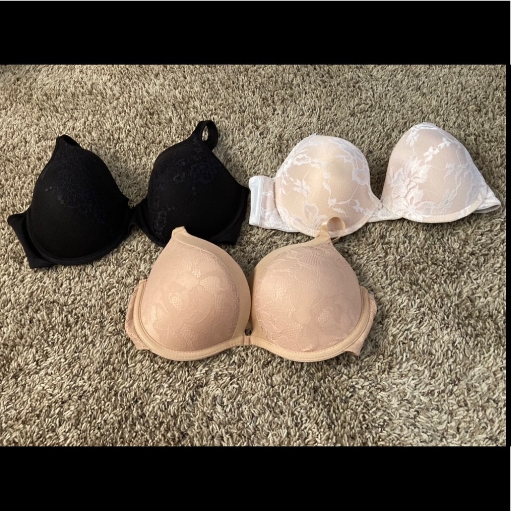 3 Cute lace wired bras